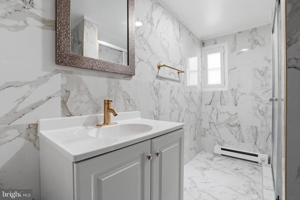 252 E Girard Avenue - Photo 6