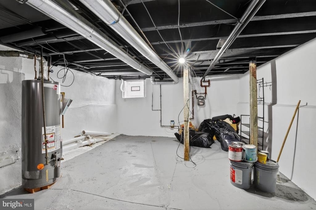 2319 E Somerset Street - Photo 11