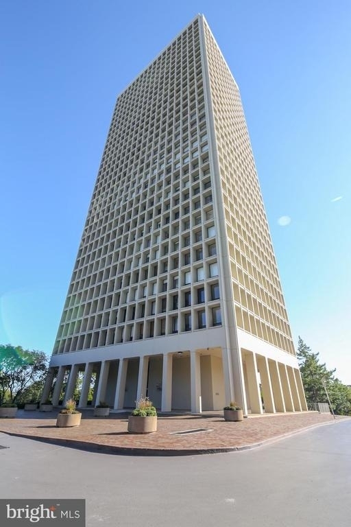 210 Locust Street - Photo 10