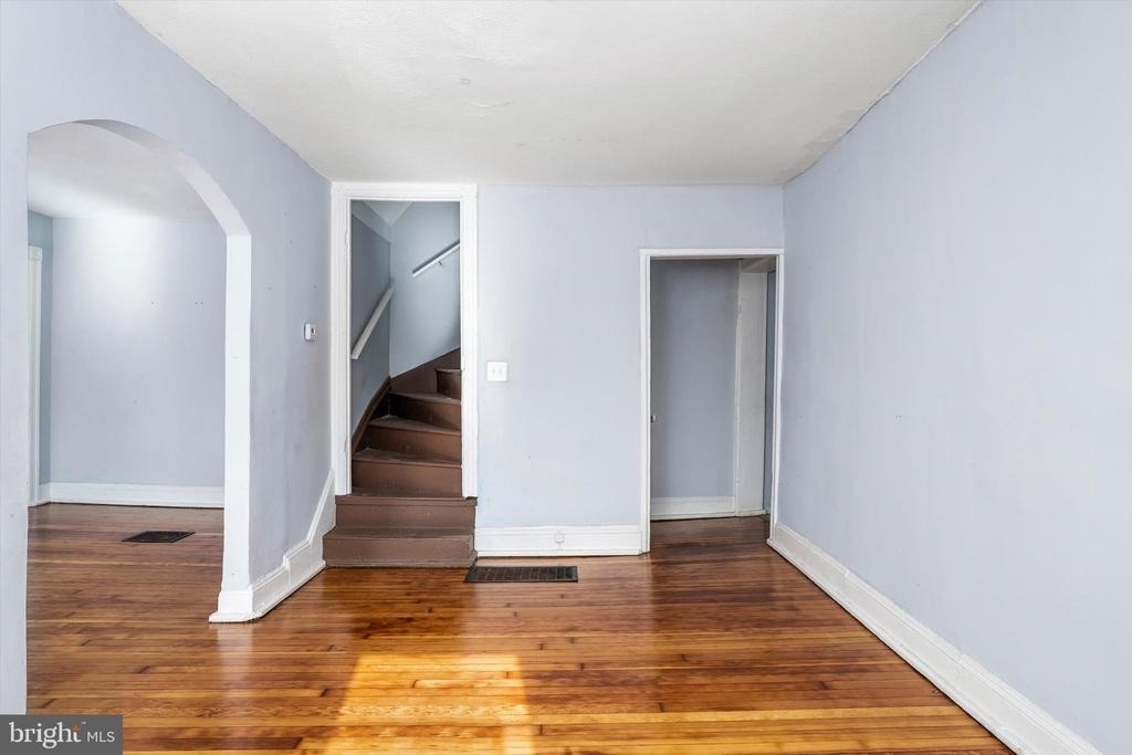 8 S Greenwood Avenue - Photo 4