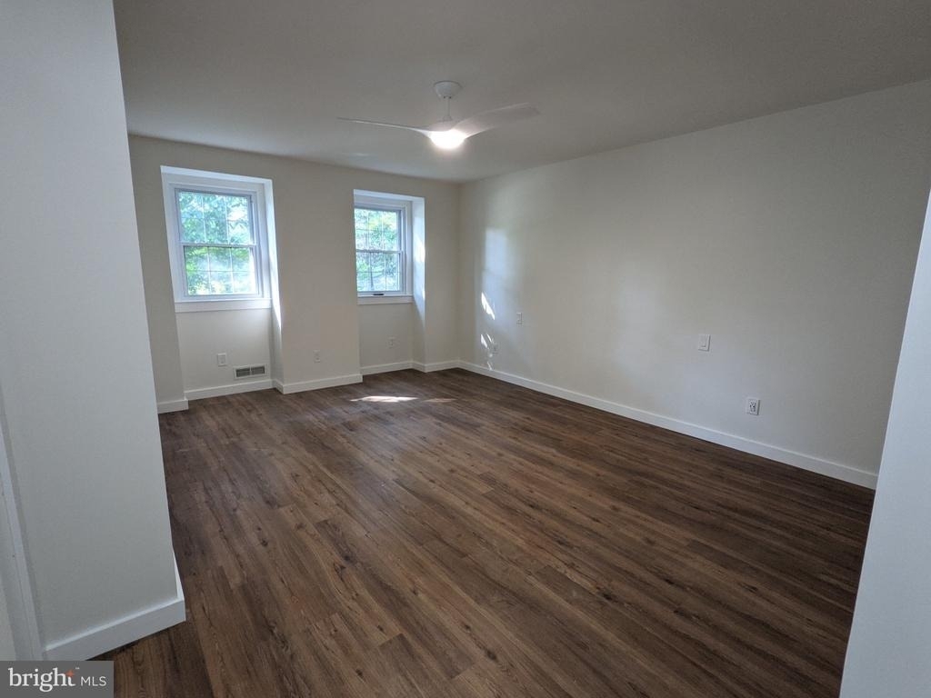 26 Forest Drive - Photo 4
