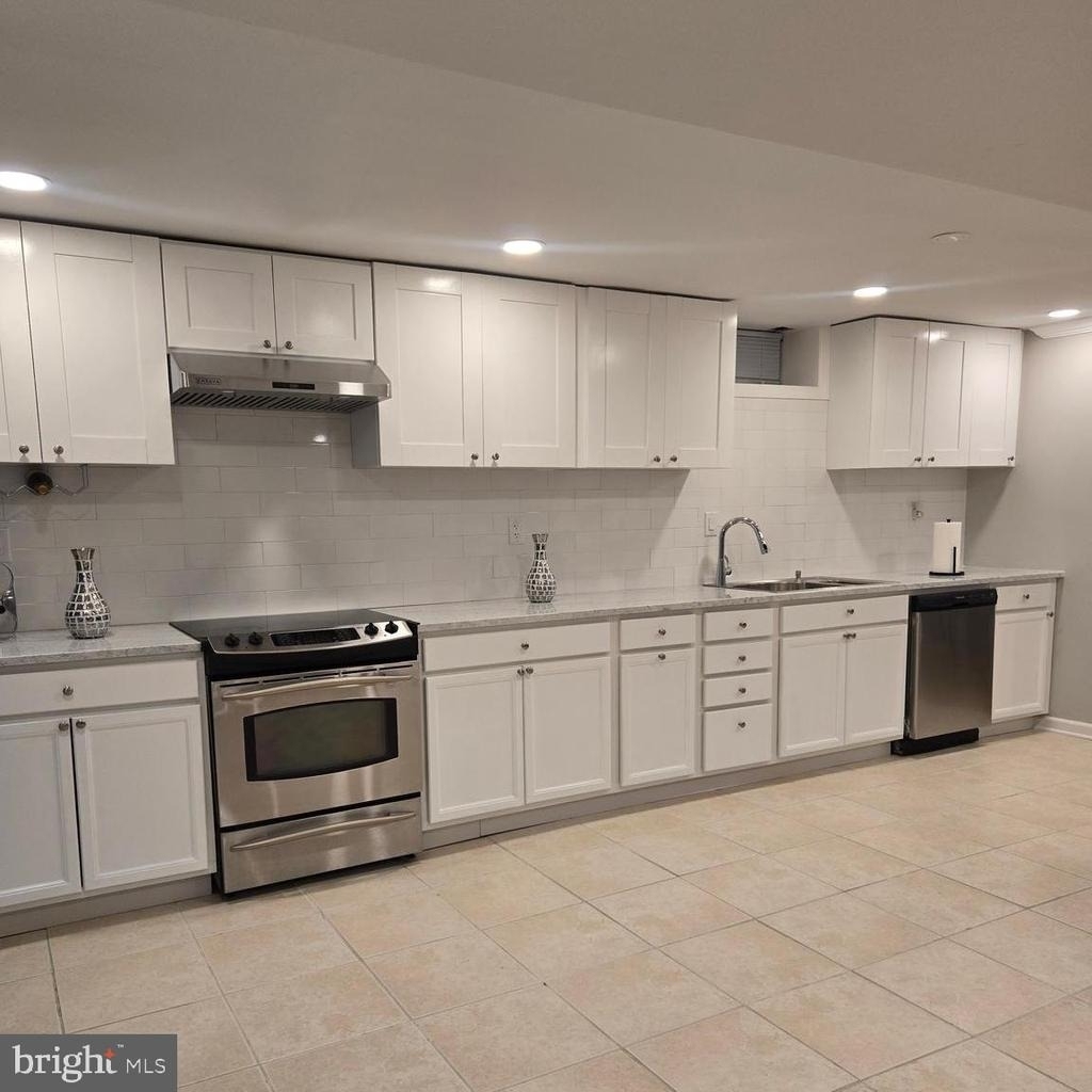 3 Hillfield Avenue - Photo 7
