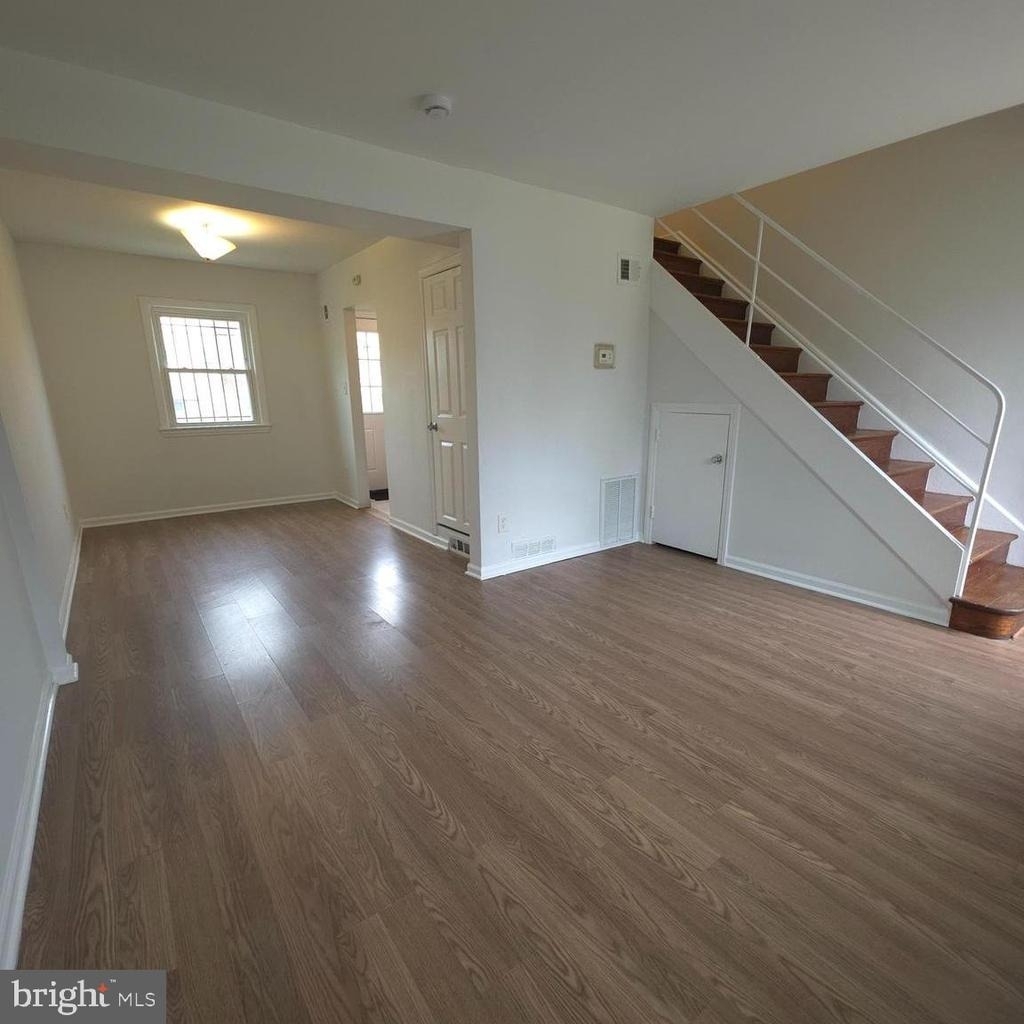 2528 Iverson Street - Photo 3