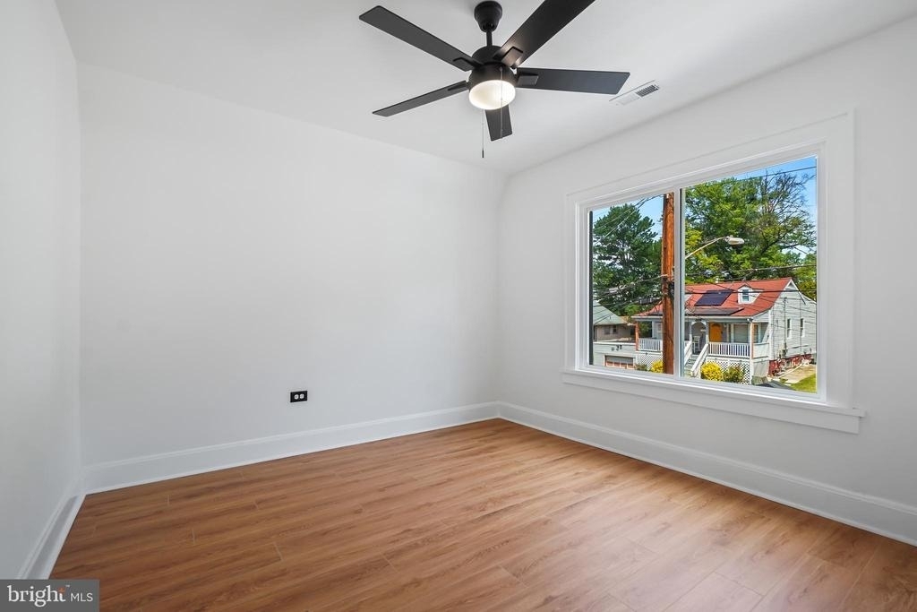 5309 Chesapeake Road - Photo 10
