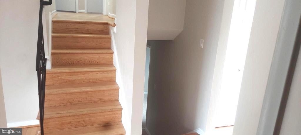 9820 Inglemere Drive - Photo 30
