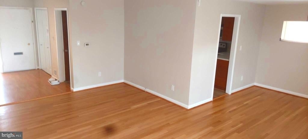 9820 Inglemere Drive - Photo 9