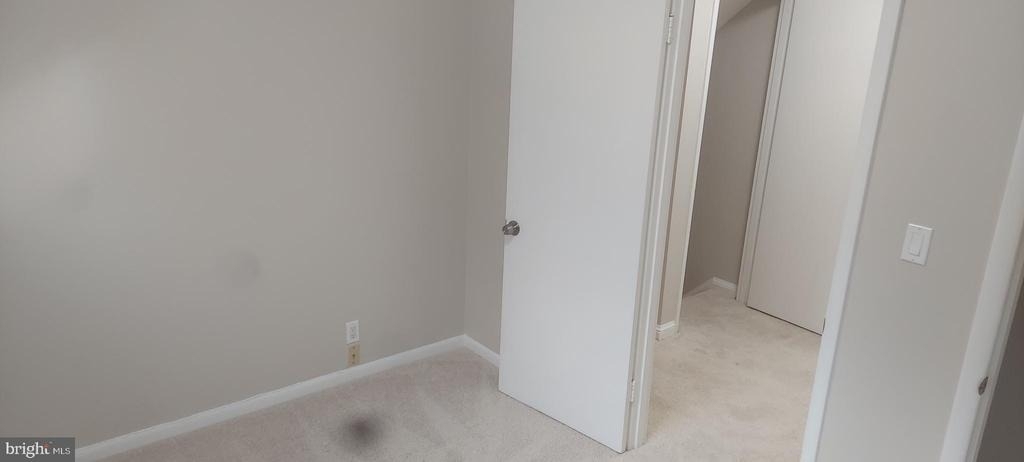9820 Inglemere Drive - Photo 32