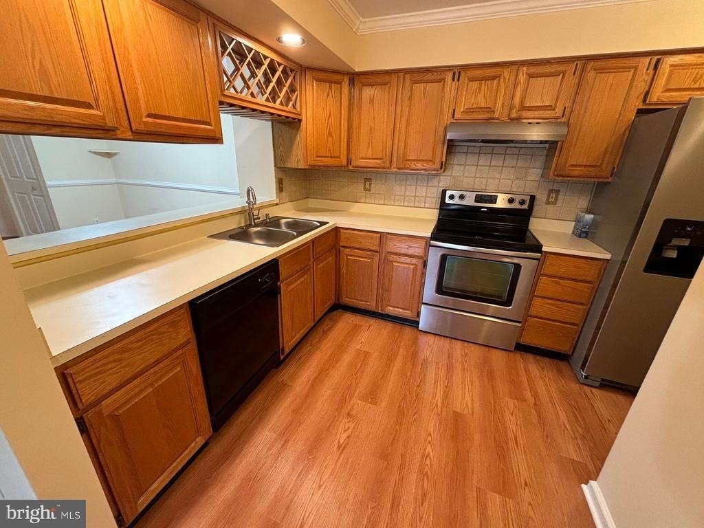 12220 Eagles Nest Court - Photo 2
