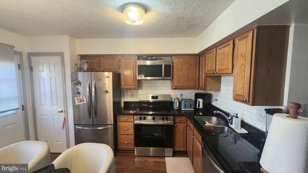 12509 Coral Grove Place - Photo 3