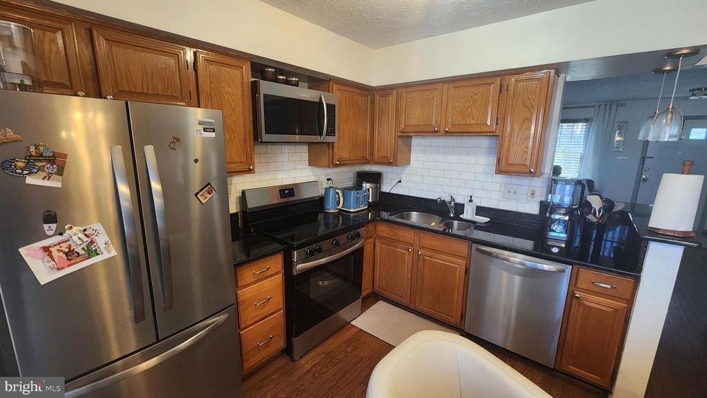 12509 Coral Grove Place - Photo 4