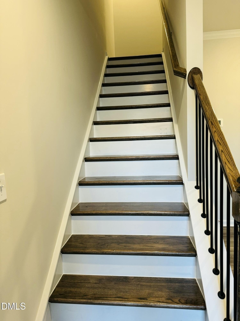 5046 Arkose Drive - Photo 9
