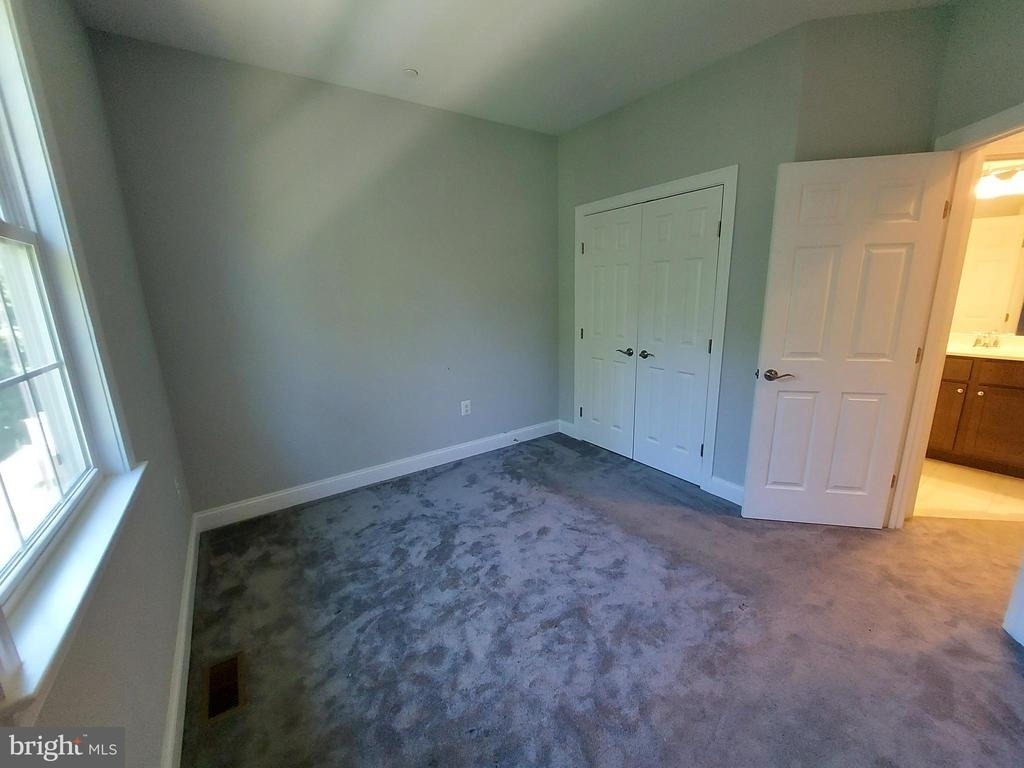 1056 Rye Drive - Photo 2