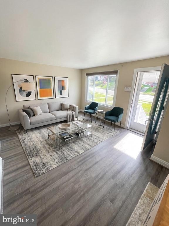 3566 Dudley Avenue - Photo 2