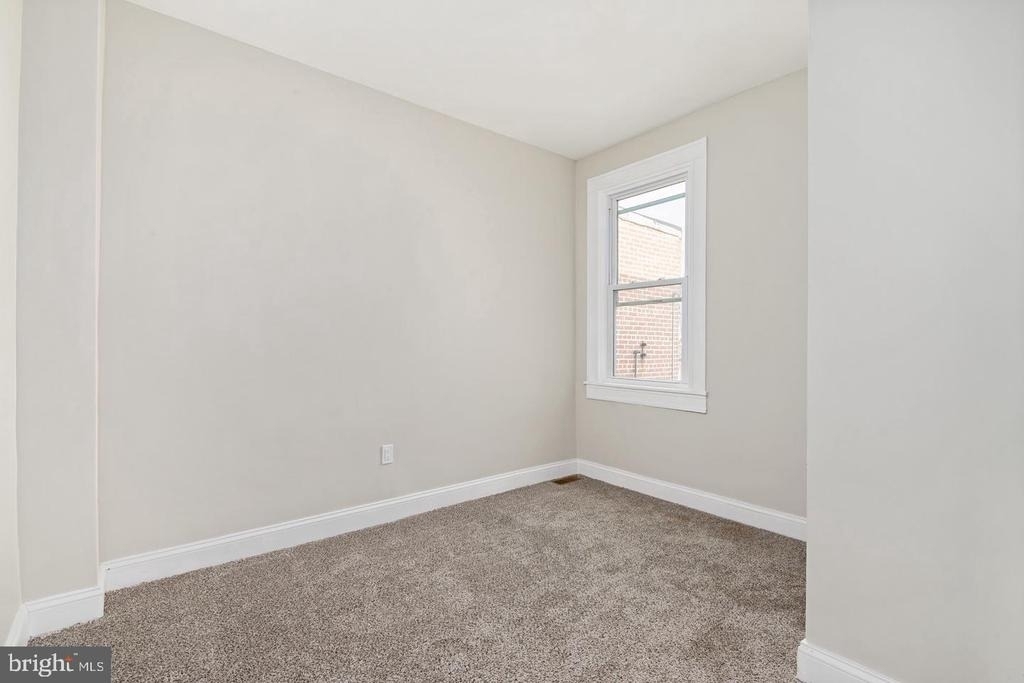 2828 Lake Avenue - Photo 12