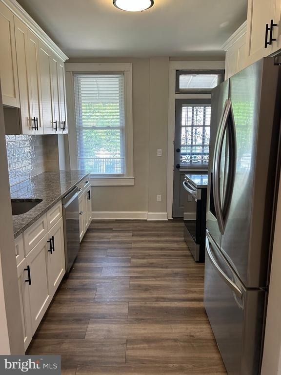 2828 Lake Avenue - Photo 5