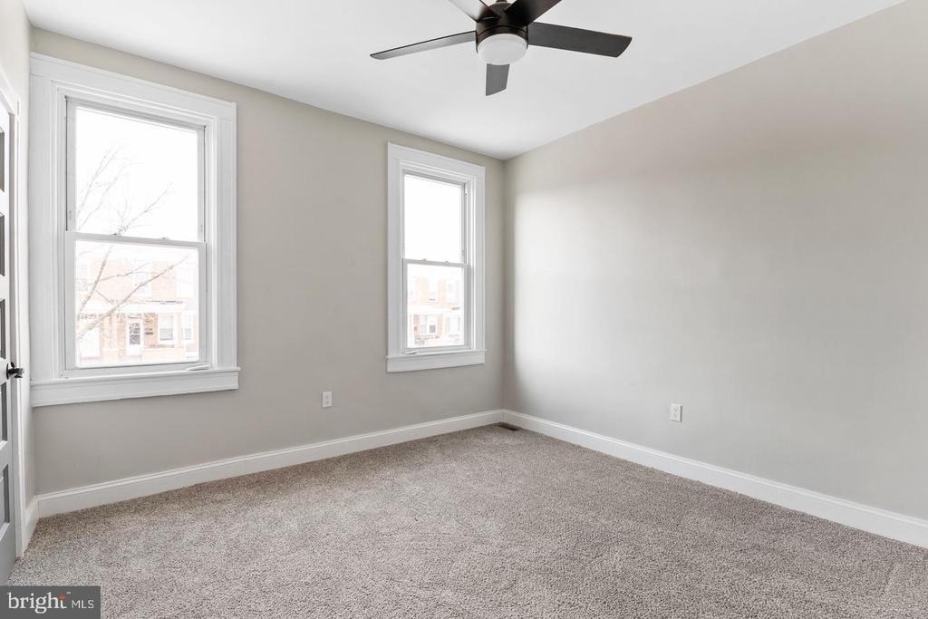2828 Lake Avenue - Photo 10