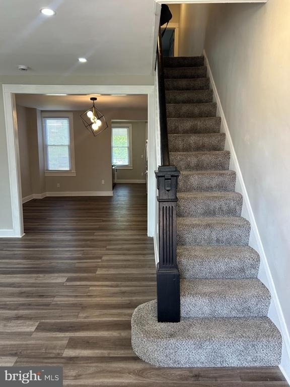 2828 Lake Avenue - Photo 2