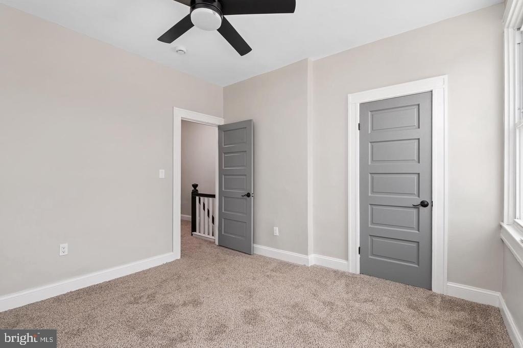 2828 Lake Avenue - Photo 8