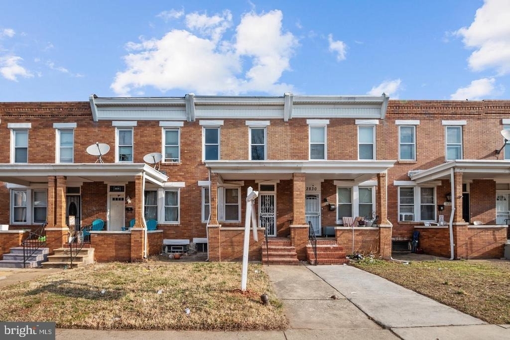 2828 Lake Avenue - Photo 0