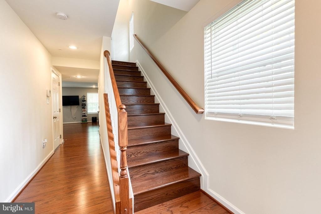513 Bluffton Drive - Photo 2