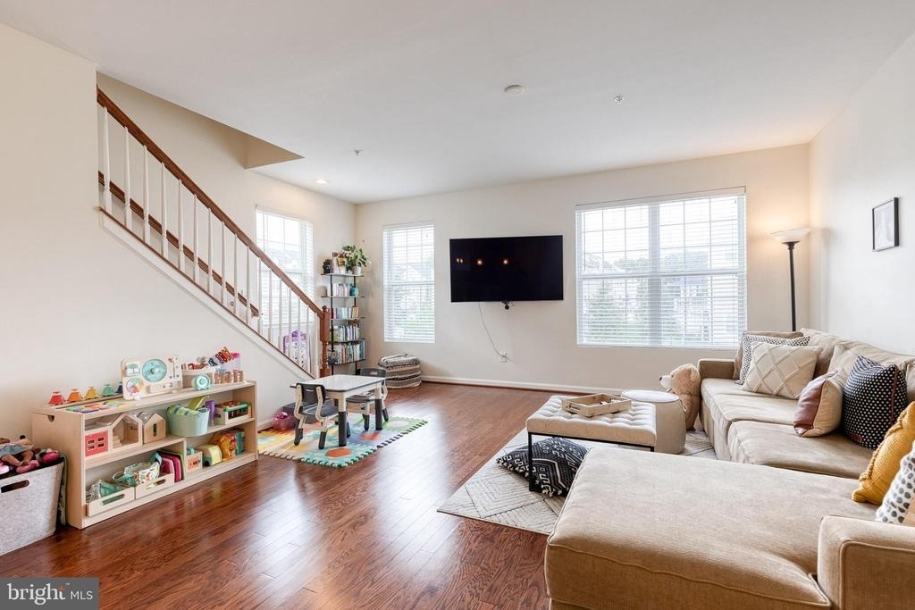 513 Bluffton Drive - Photo 9