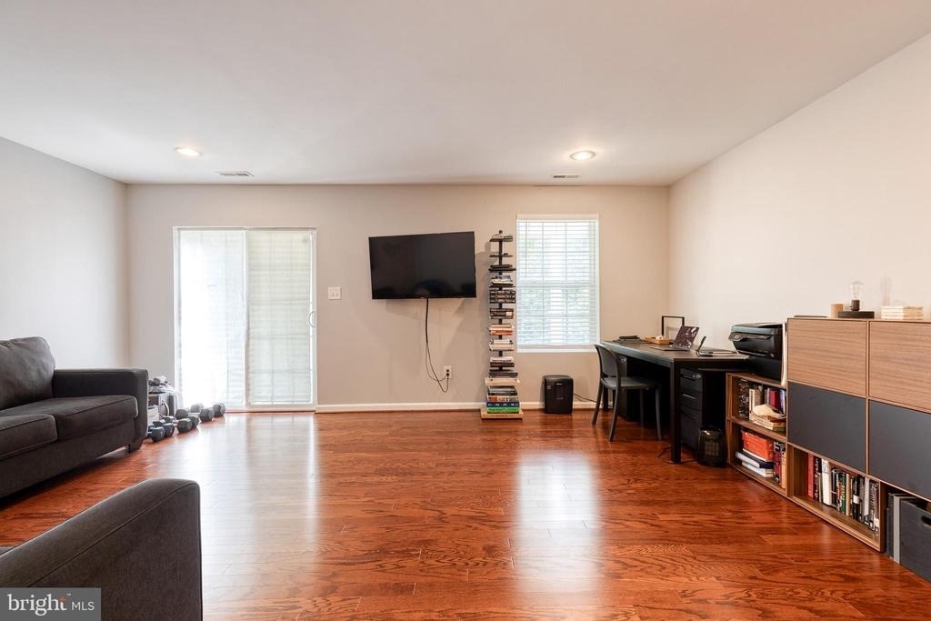 513 Bluffton Drive - Photo 3