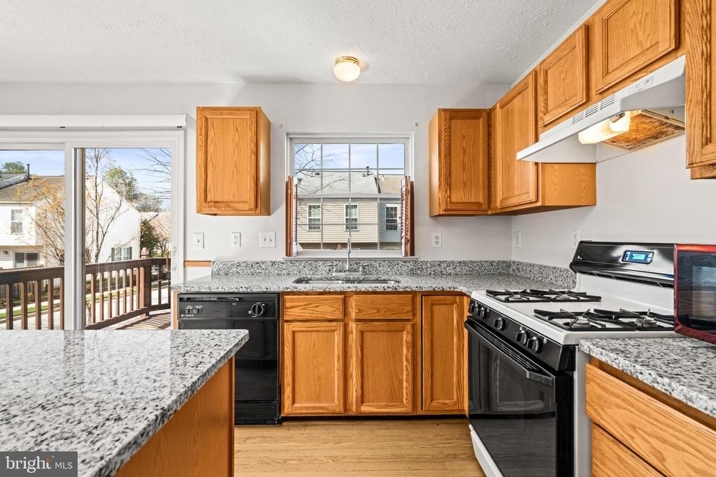 8224 Spadderdock Way - Photo 8