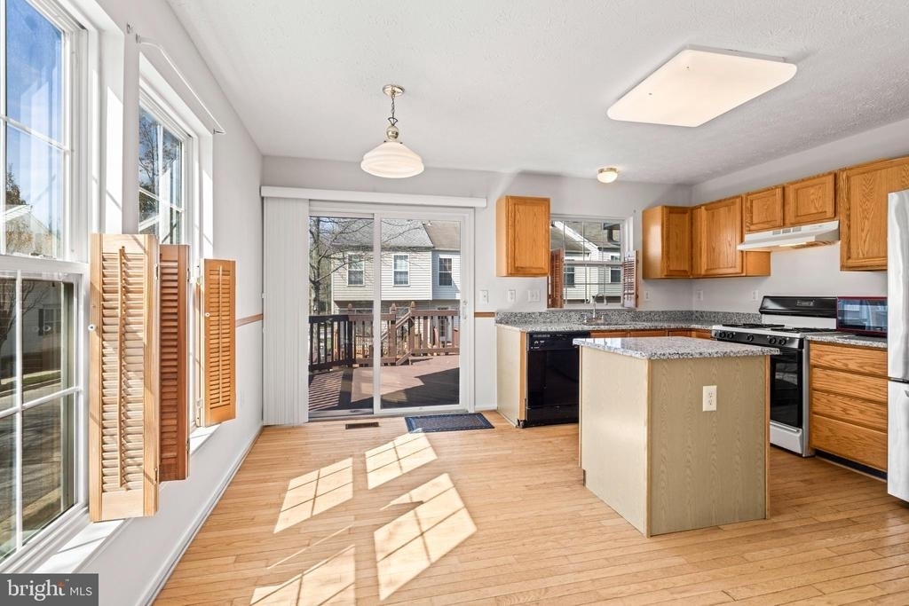 8224 Spadderdock Way - Photo 6