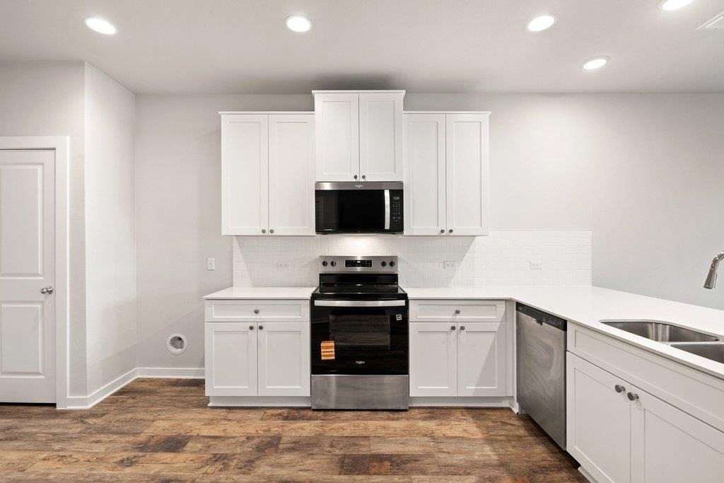 2310 Castillo Dr - Photo 1