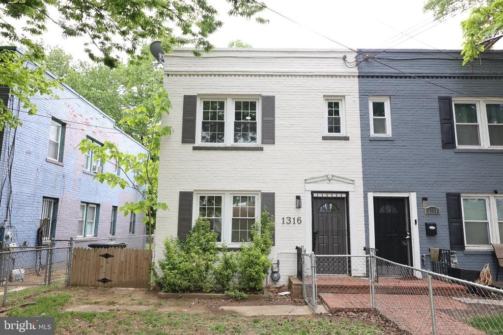 1316 Eastern Avenue Ne - Photo 0