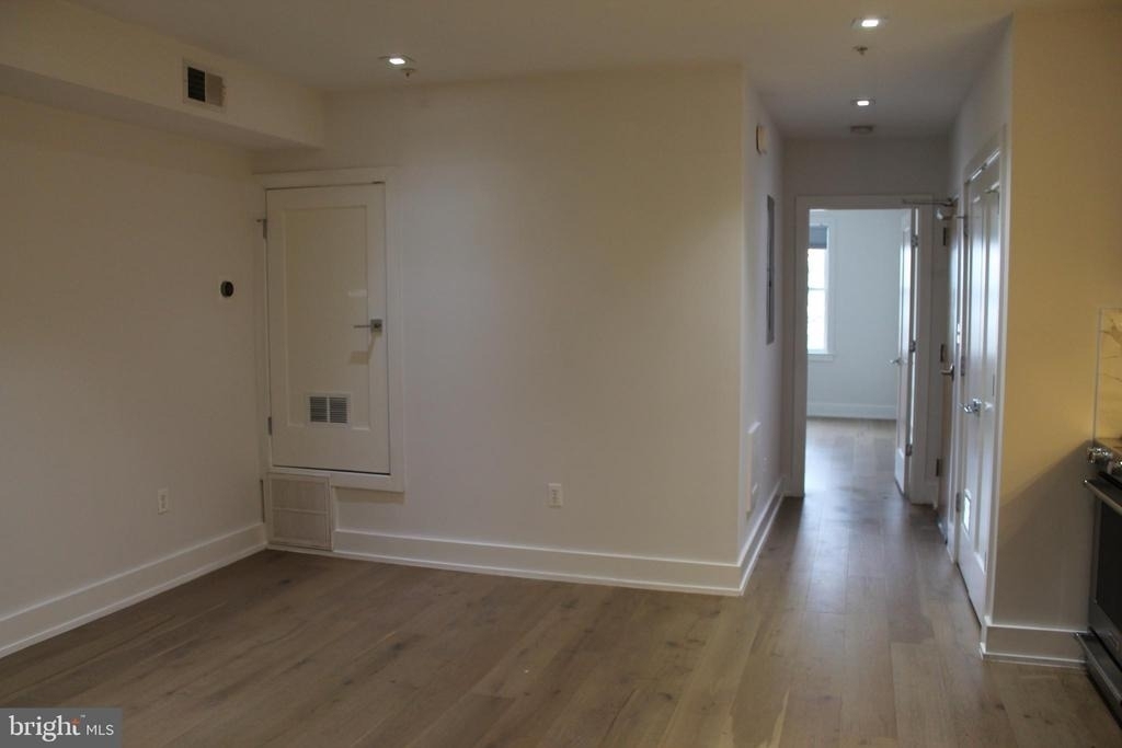 5110 Fort Totten Drive Ne - Photo 3
