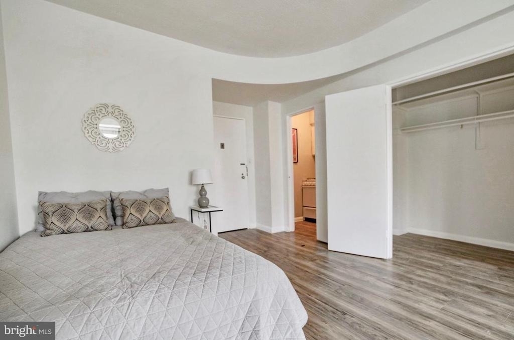 1727 Massachusetts Avenue Nw - Photo 3