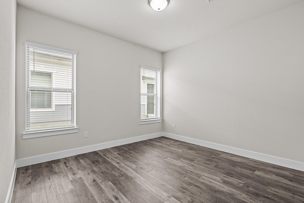 865 Limmer Loop - Photo 11