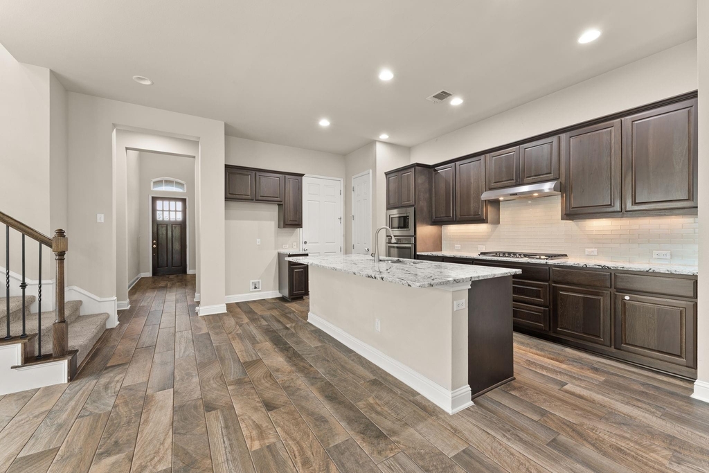 5600 Rio Chama Cv - Photo 2