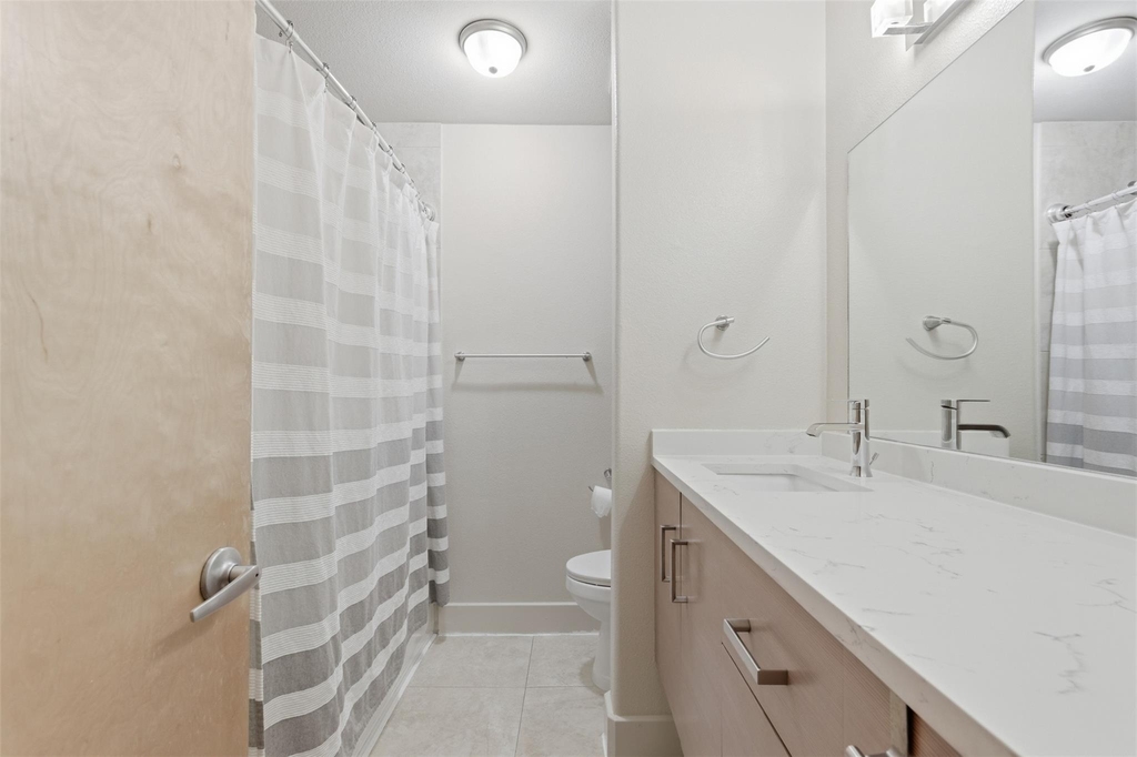 1101 Grove Blvd - Photo 17