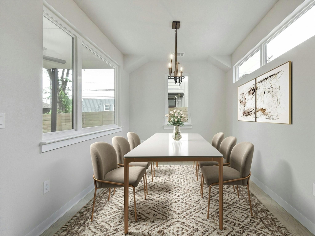 313 Blackson Ave - Photo 4