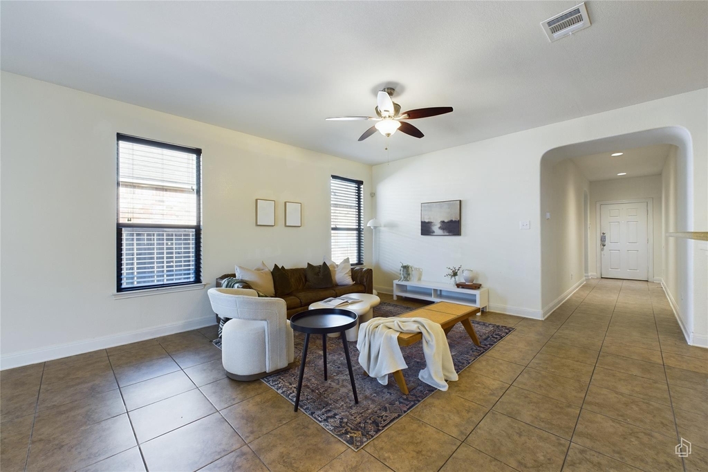12013 Oaklynn Ct - Photo 5