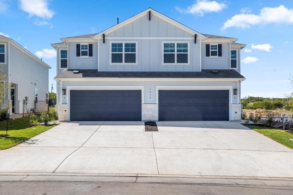7416 Sparkling Light Dr - Photo 0