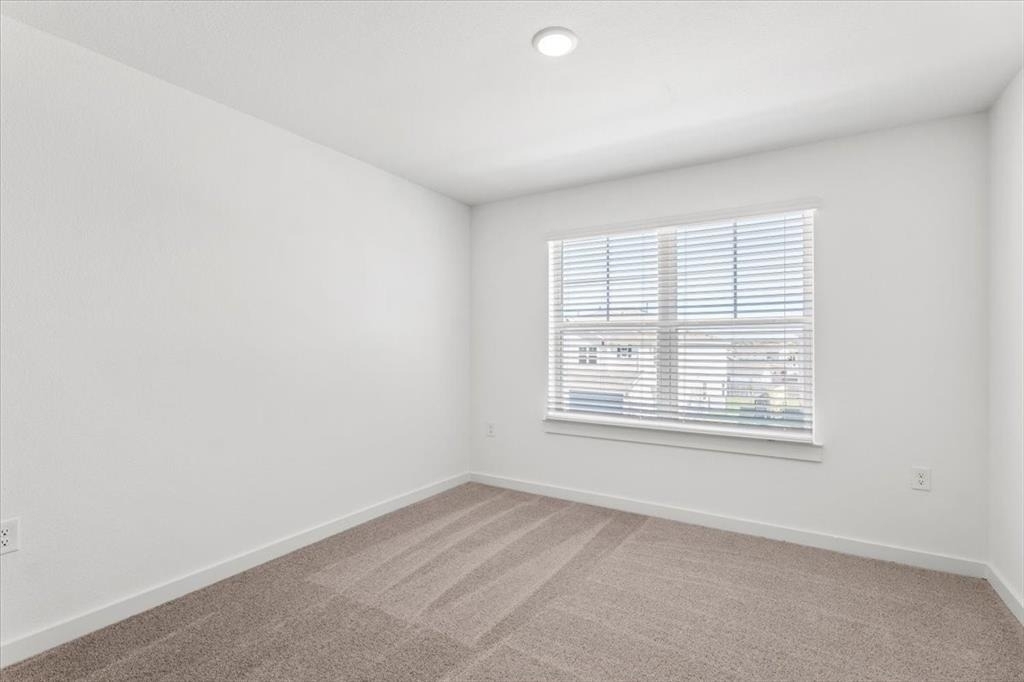7416 Sparkling Light Dr - Photo 16