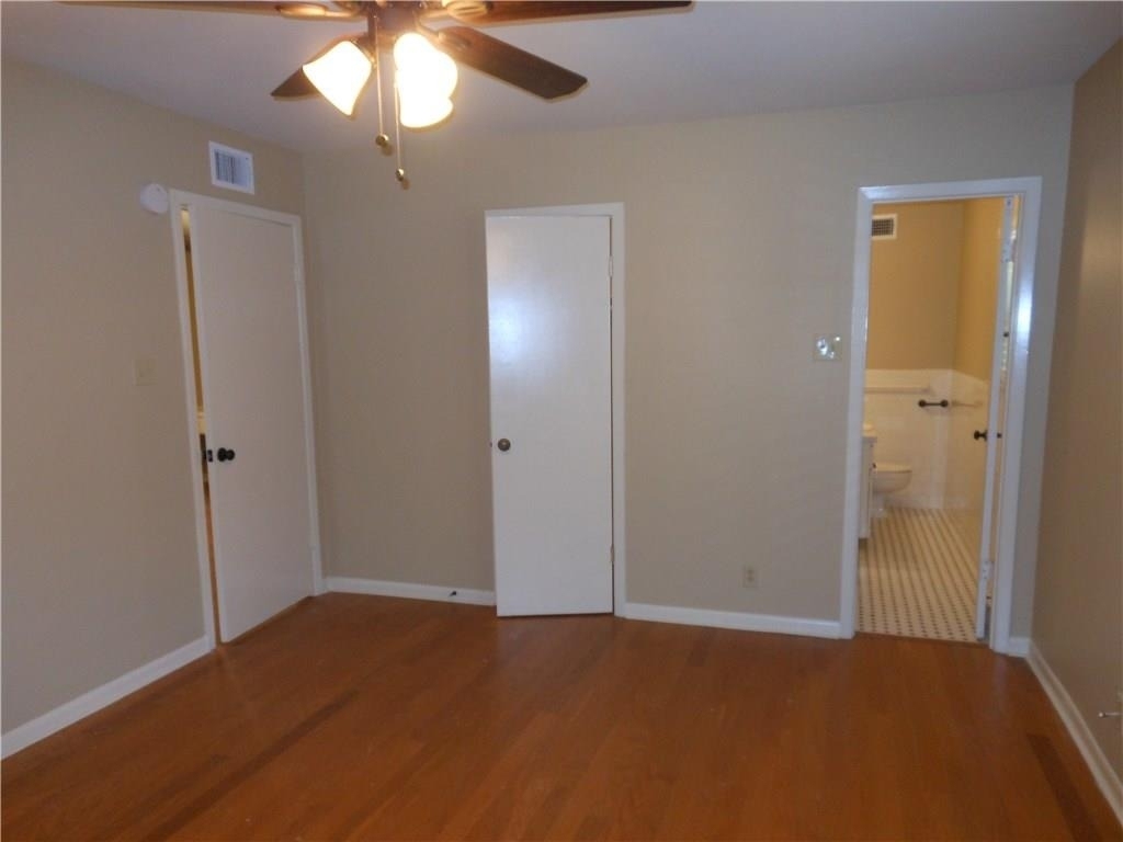 2516 Enfield Rd - Photo 3