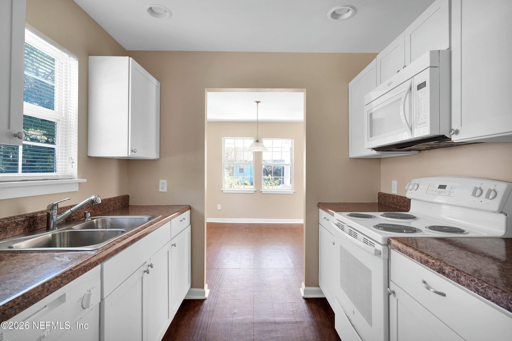 3532 Fleet Street - Photo 7