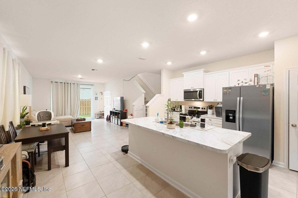 48 Red House Circle - Photo 1