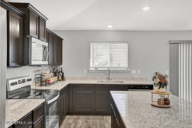 8272 Victory Crossing Boulevard - Photo 8