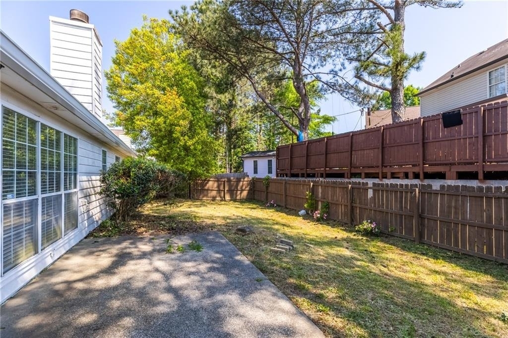 2110 Racquet Club Circle - Photo 32