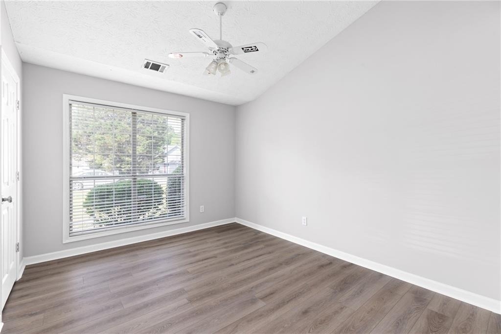 2110 Racquet Club Circle - Photo 17