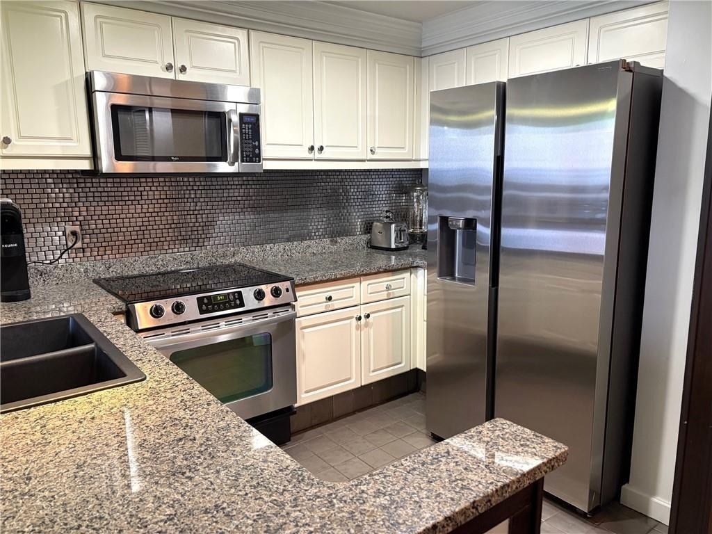 75 14th Street Ne - Photo 3