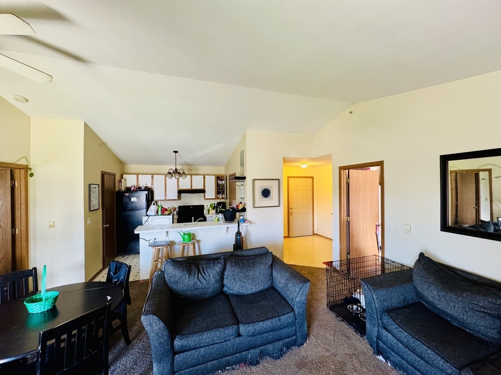 531 Leah Lane - Photo 6