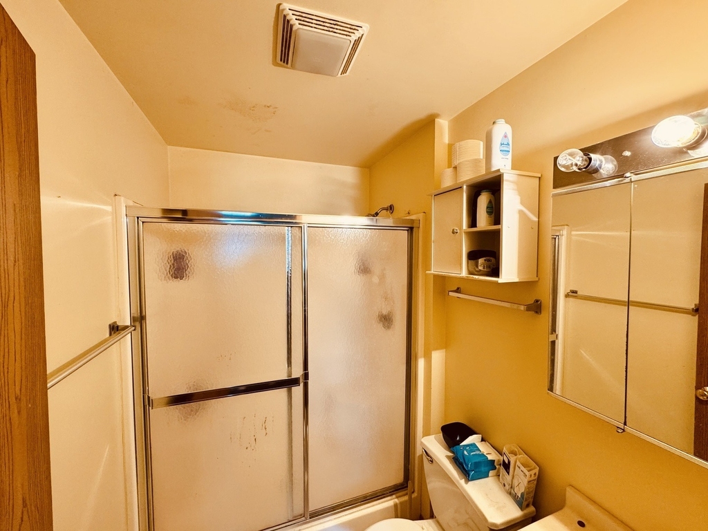 531 Leah Lane - Photo 4