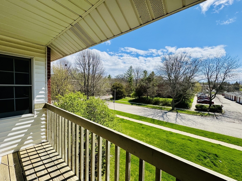 531 Leah Lane - Photo 9