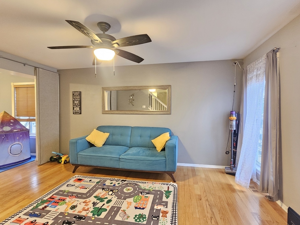 579 Scott Lane - Photo 4